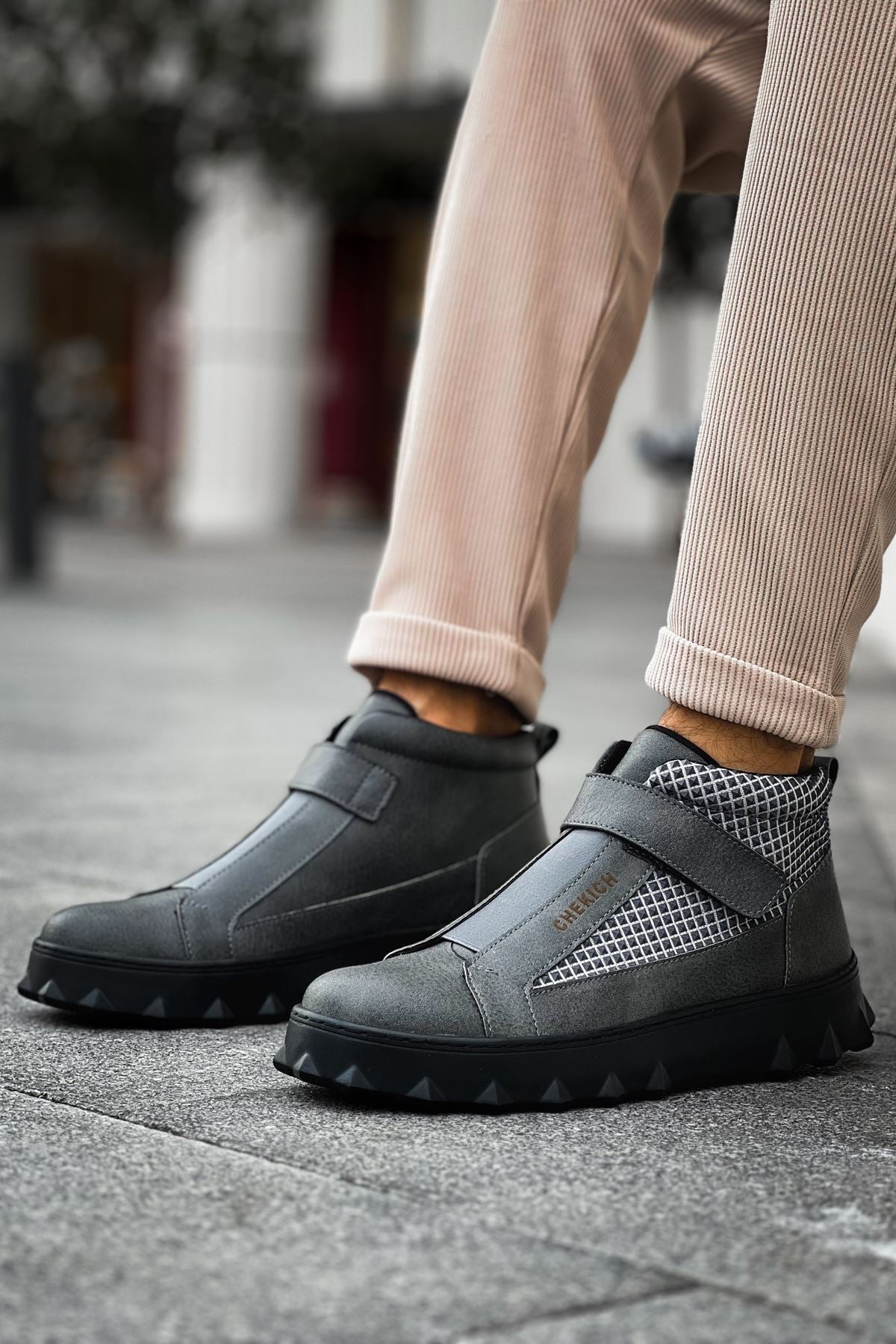 CH103 CST ፒራሚድ ረጅም የወንዶች ቦት ጫማዎች ግራጫ