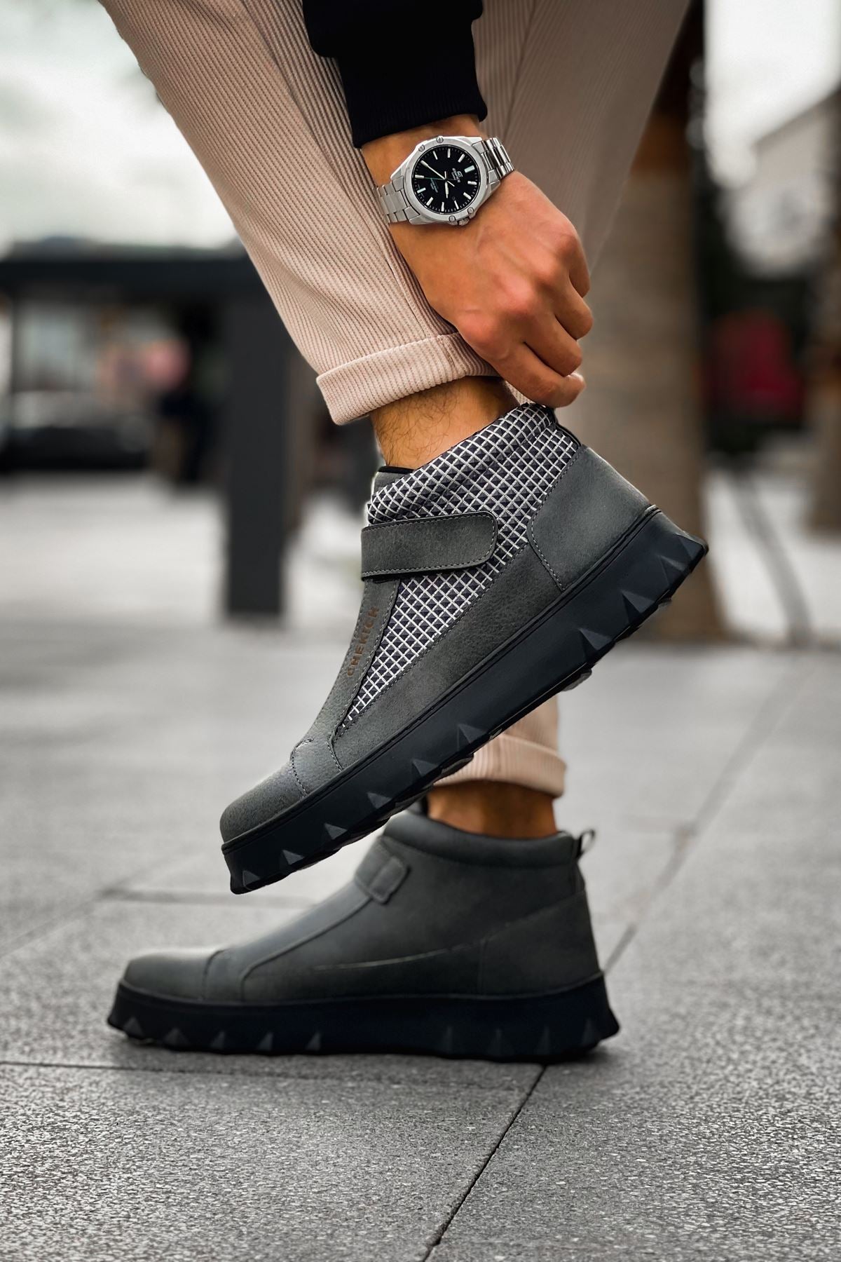 CH103 CST ፒራሚድ ረጅም የወንዶች ቦት ጫማዎች ግራጫ