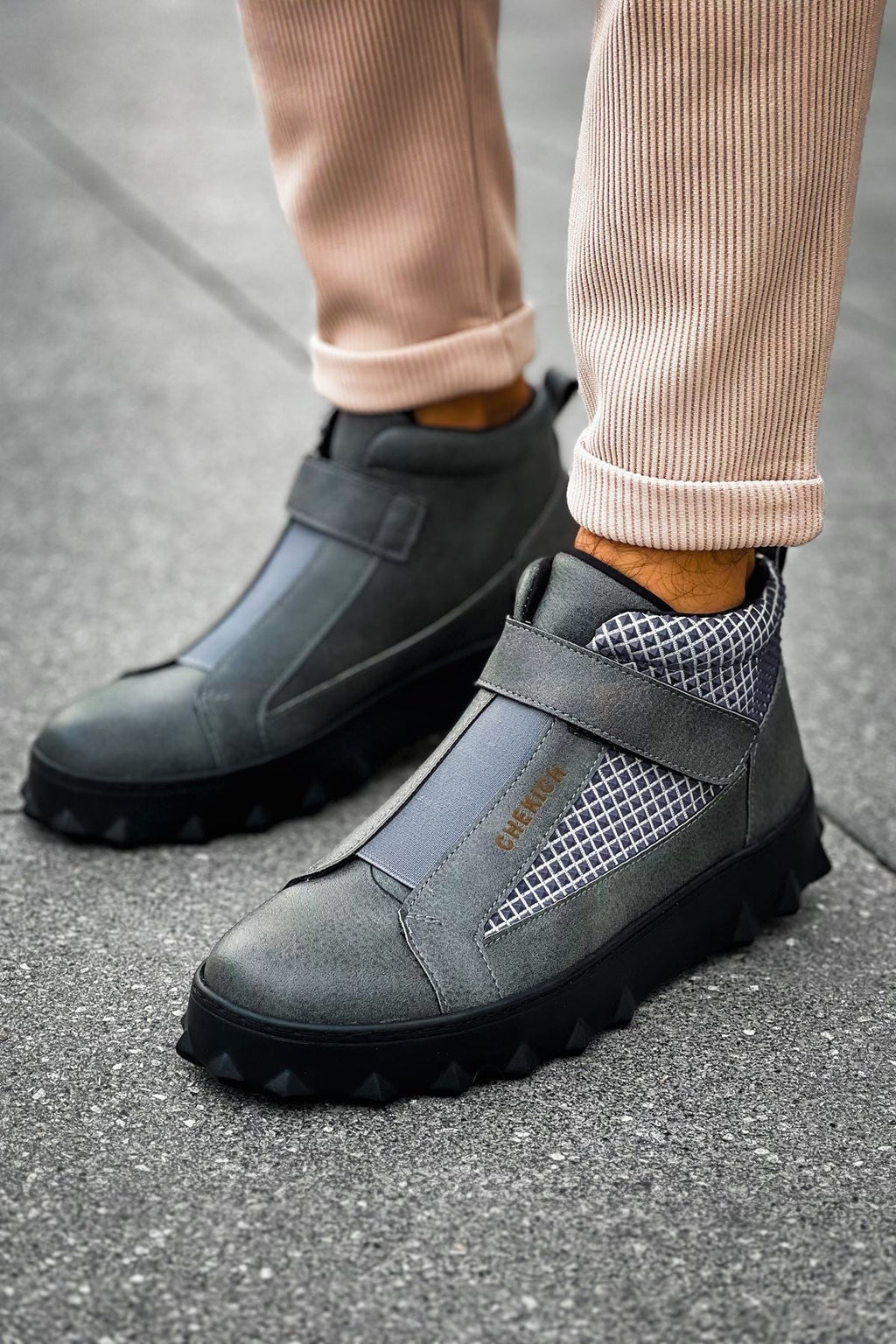 CH103 CST ፒራሚድ ረጅም የወንዶች ቦት ጫማዎች ግራጫ